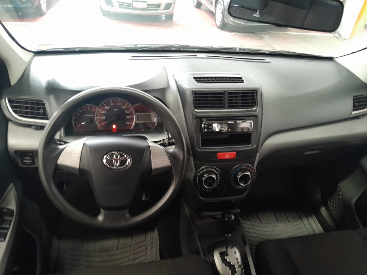 Toyota Avanza 2015 At
